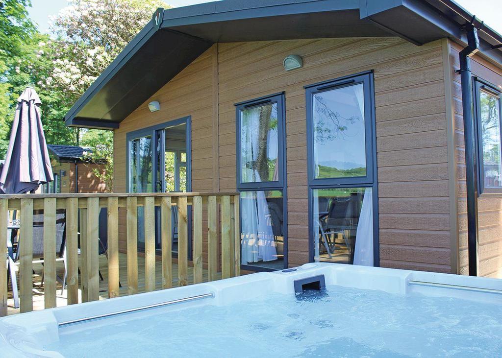 Mouswald Lodge Park Dumfries Extérieur photo